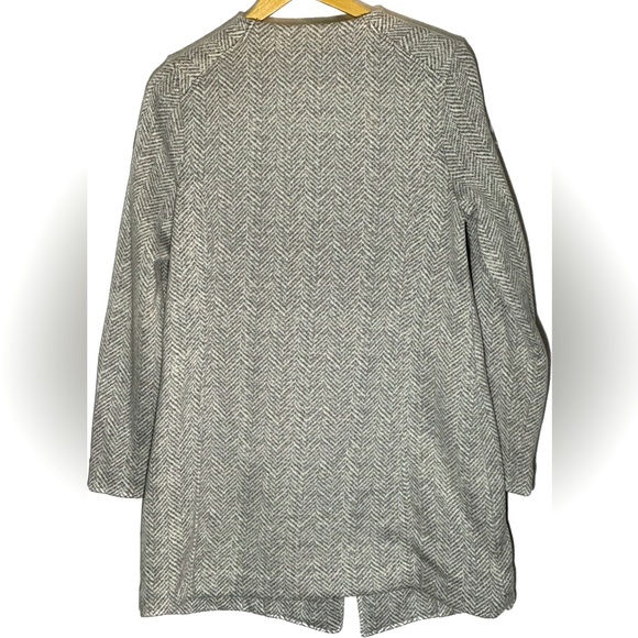 Herringbone Coat -Banana Republic - Picture 2 of 3